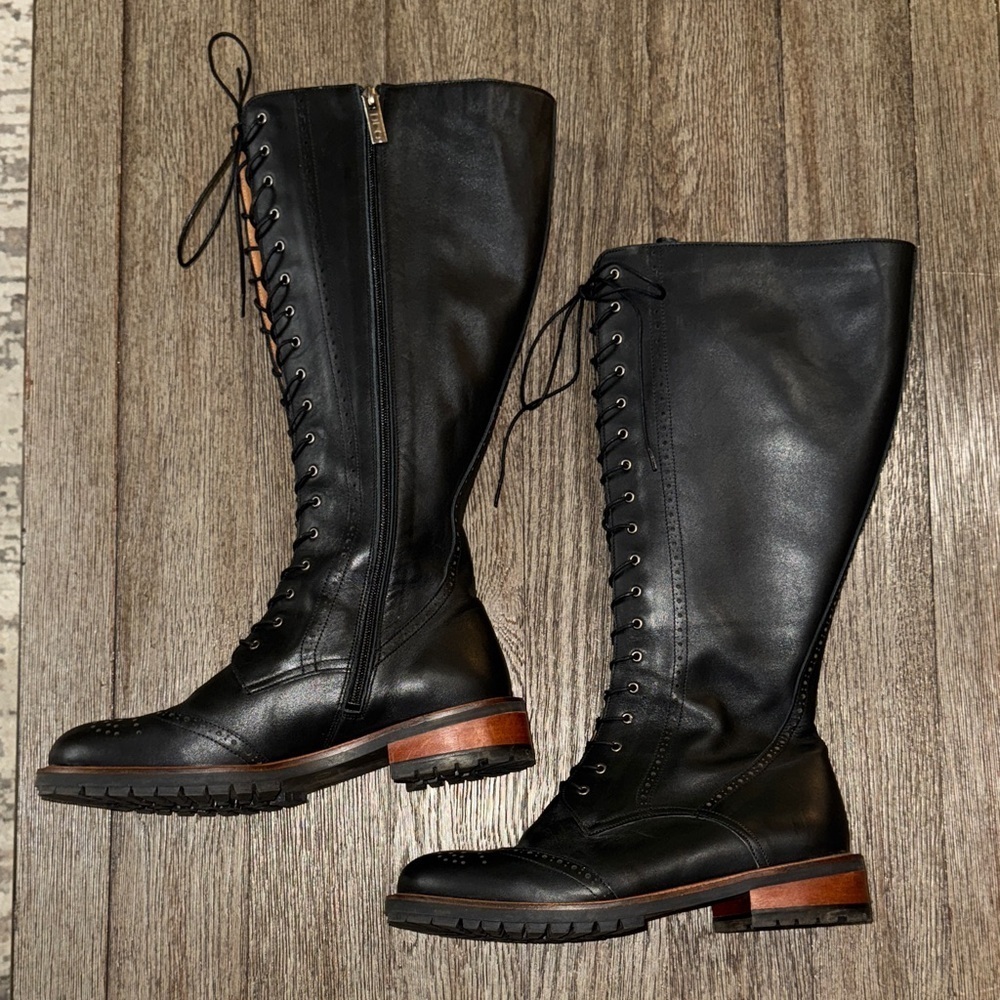 DuoBoots Marvel Knee High Boots Black Leather NWOT
